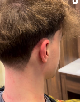 Frischer Herrenschnitt – Barbershop Goldene Hände Lübeck